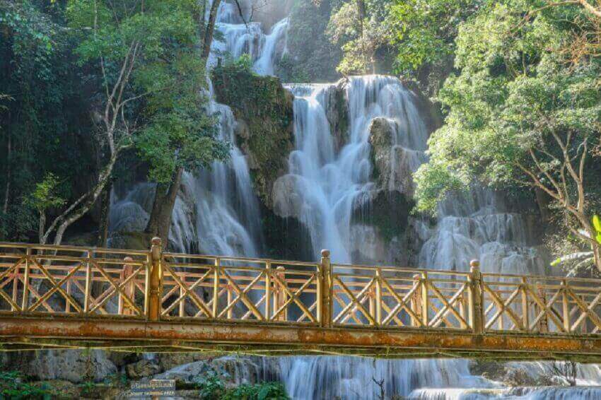 cheap-travel-places-Laos