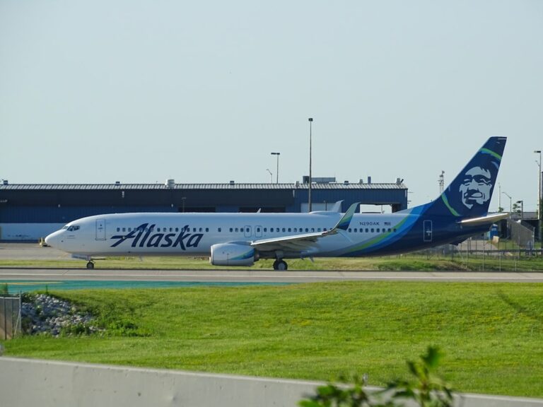 Photo alaska airlines flights